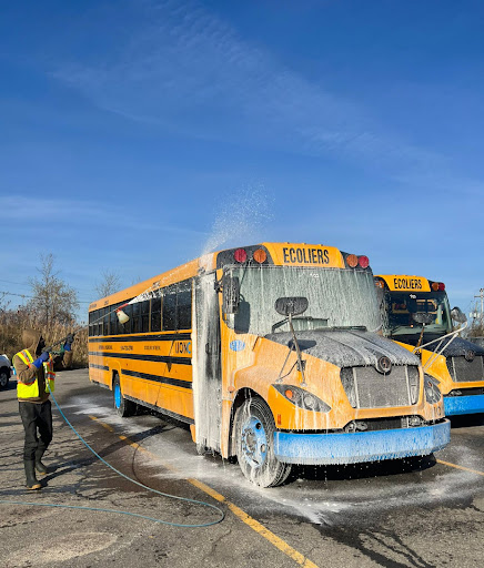 Autobus A L'Heure Inc. School Bus on Time Inc. Logo