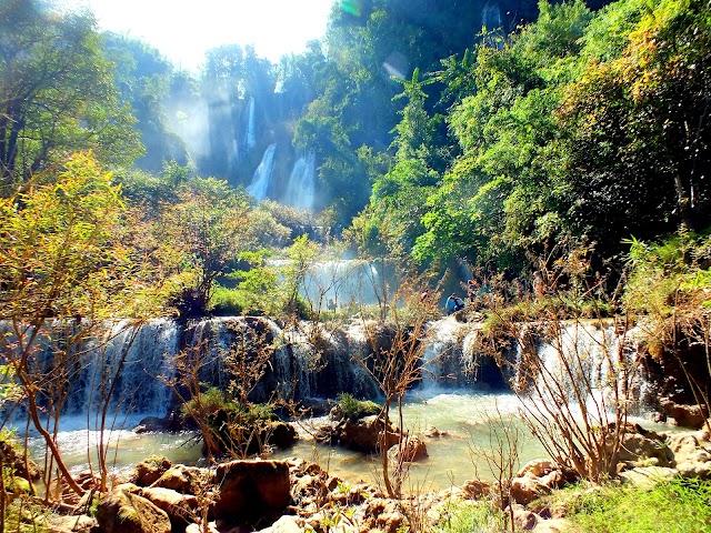 Thi Lo Su Waterfall