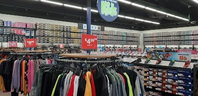 SKECHERS Warehouse Outlet