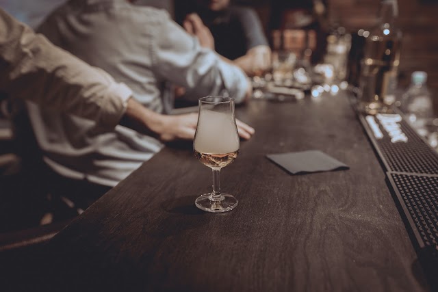 Dram Whisky Explorers Bar