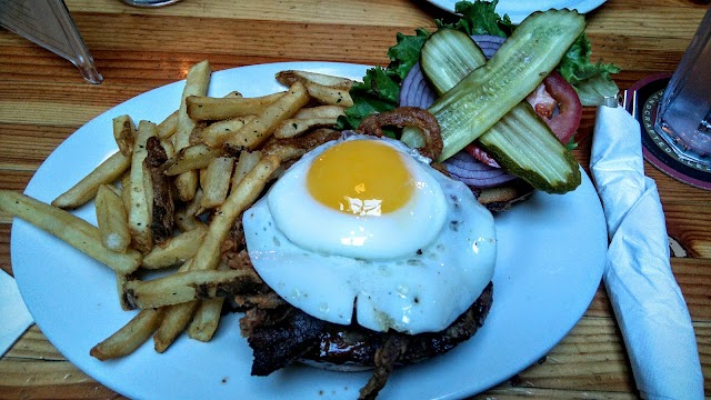 Elliott Bay Public House & Brewery