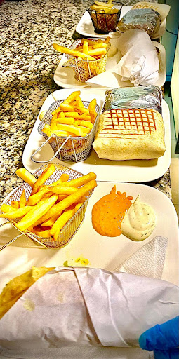 Photo 3 - Twist food