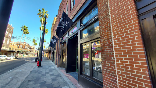 Showbar Ybor - Visual