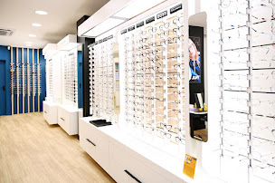 Photo n°18 de Opticien Levallois-Perret - Optic 2000 à Levallois-Perret (Boutique d'accessoires de mode)