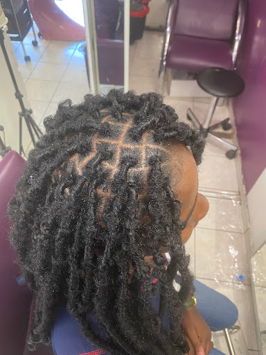 Ḥawwāh-Coiffure à domcile - Thumbnail