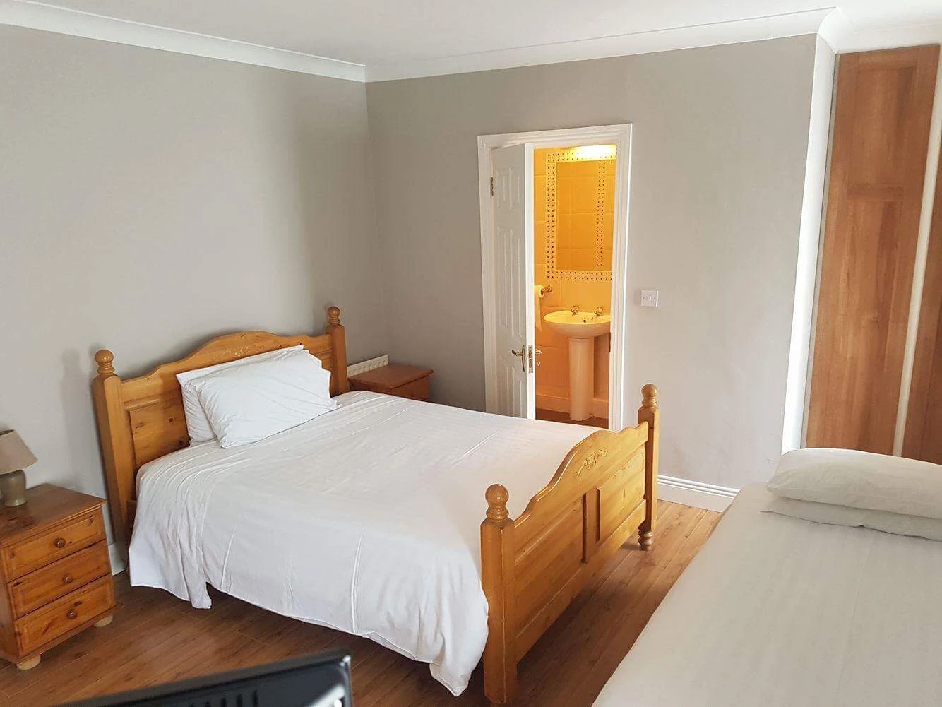 O'Neill's Bar Bed & Breakfast