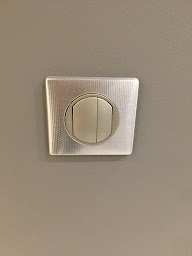 Photo n°10 de SARL MAXELEC à Saint-Martin-du-Manoir (Électricien)