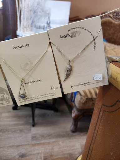 Strathmore Jewellery Boutique - Thumbnail