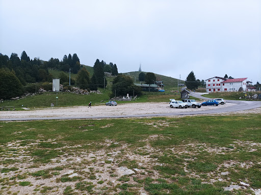 Parcheggio di Bocchetta Granezza di Lugo - Thumbnail