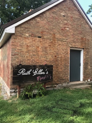 Ruth Ellen's Flowers Gallery - United States