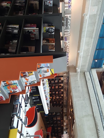Photos of DOK Center
