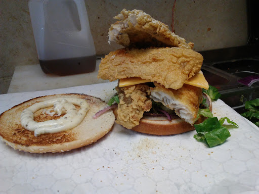 LaDeDa Fish, Chicken & Gyro - Thumbnail