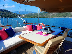 Photo n°23 de Aliso Day Cruise à Saint-Florent (Agence d'excursions en bateau)