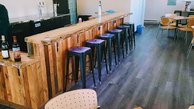 Cove & Craft Tap Room and Last Chance Pizza