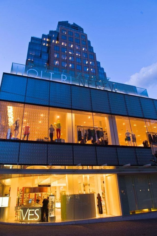 St Regis Hotel
