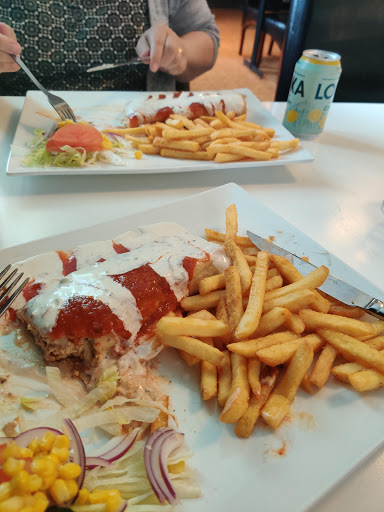 Sannas Restaurang & Pizzeria - Thumbnail