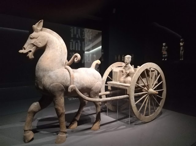 Aurora Art Museum
