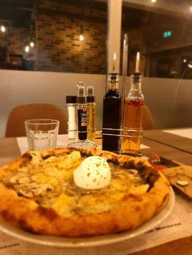 Photo 1 - MISTER PIZZ