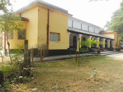 Photos of Amjhupi Public Club and Library