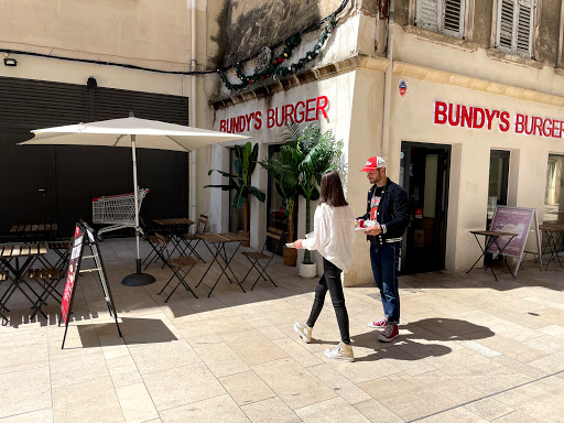 Bundy's Burger
