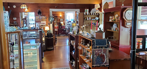 Shipwreck Cove Antiques & Treasures - Thumbnail