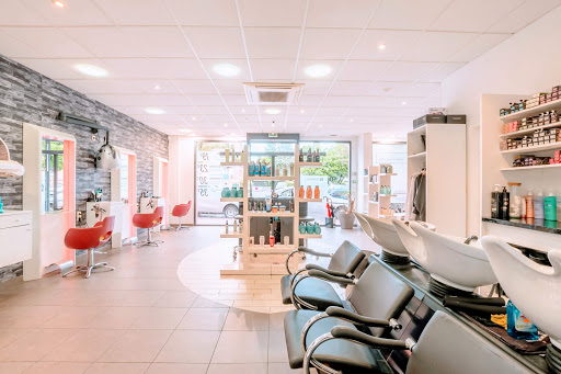 S Concept Hair Designer - France