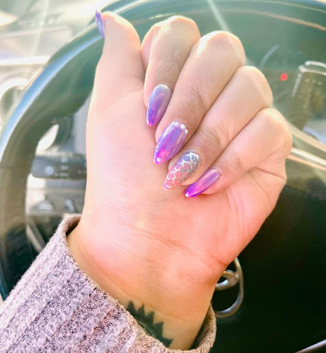 PG Nails - Visual