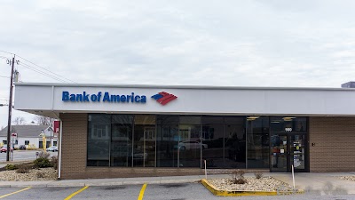 Bank of America (with Drive-thru ATM)