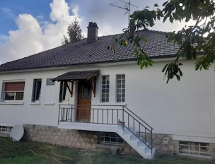 Photo n°21 de COUVREUR 27 l' Eure - Fuite Couverture Gouttière Rénovation Démoussage Nettoyage Peinture Toiture Façade à Les Trois Lacs (Couvreur)