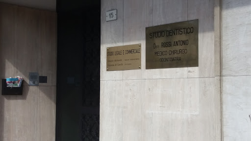 Studio Dentistico Rossi Dott. Antonio - Thumbnail