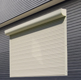 Photo n°4 de Manu Enseignes & Stores-Volets roulants Nice/Menton/Cannes à Nice (Magasin de stores et de rideaux)