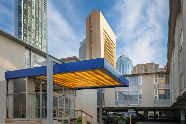 The Midtown Hotel by null