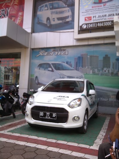 Photos of Dealer Daihatsu Makassar : Asrul