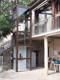 Photo n°10 de AIDEM Elevateurs Sarl à Portiragnes (Service de maintenance d'ascenseurs)