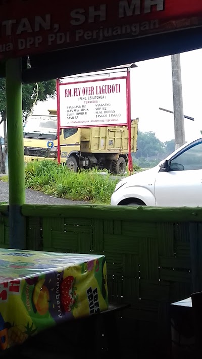 Photos of Rumah Makan Fly Over Laguboti