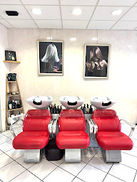 Photo n°22 de Reflets Coiffure à Fontenay-sous-Bois (Salon de coiffure)
