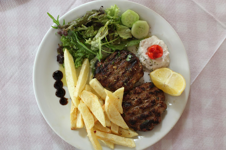 To Paramithi - Tavern by null