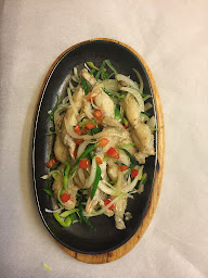 Photo n°10 de Village Bonheur à Chaville (Bar à vin)