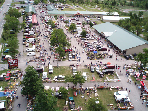 Antique World & Flea Market Gallery - United States