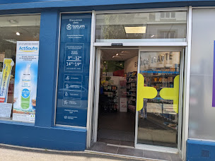 Photo n°4 de Pharmacie de Kerentrech Totum à Lorient (Magasin de vitamines et compléments alimentaires)