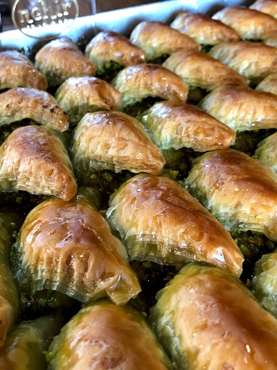 Nehir Baklavaları