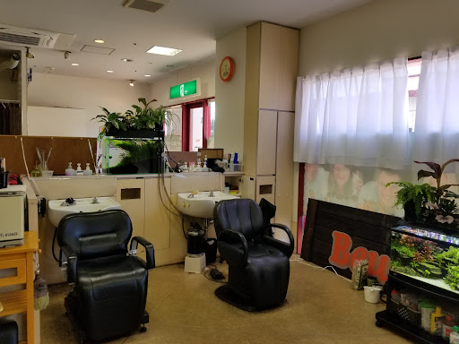 格安美容室 Bewish 上伊那郡辰野店《ヘアカラー持込可》