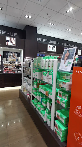 Rezensionen über Free Shop Frontiera Sa in Bellinzona - Kosmetikgeschäft