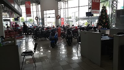 Photos of Yamaha