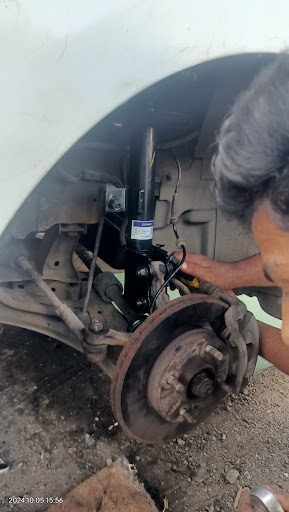 Car repair and service in mumbai malad goregaon  post image