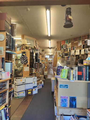 Henderson Books - Thumbnail