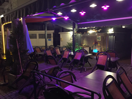 Photo 3 - La Piazza