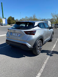 Photo n°15 de Carrefour Location à Bourg (Agence de location de fourgonnettes)