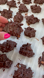 Photo n°16 de Boulangerie Pâtisserie Chez Katia à Parentis-en-Born (Pâtissier spécialisé dans les gâteaux de mariage)