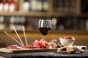 Photo n°2 de Charcuterie Millas Albi (marché couvert) à Albi (Bar)